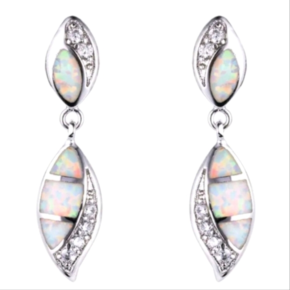 NEW Silver Synthetic White leaf shape Opal stud dangle earrings Small - Picture 1 of 7